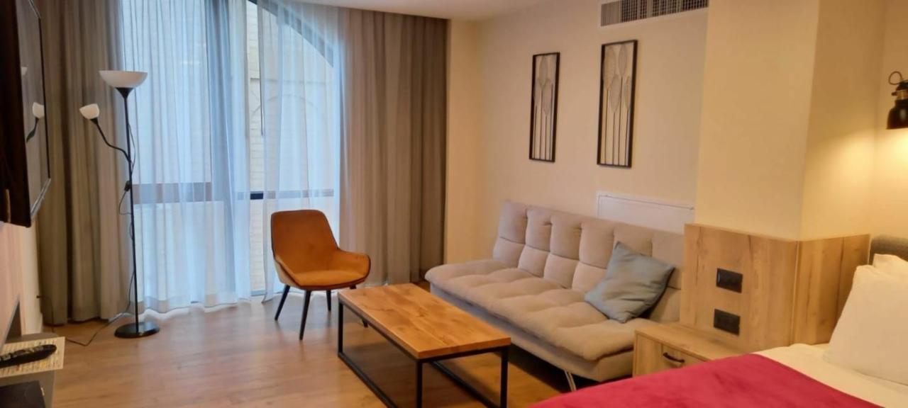 Apartique Hotel Jerusalem Exteriör bild